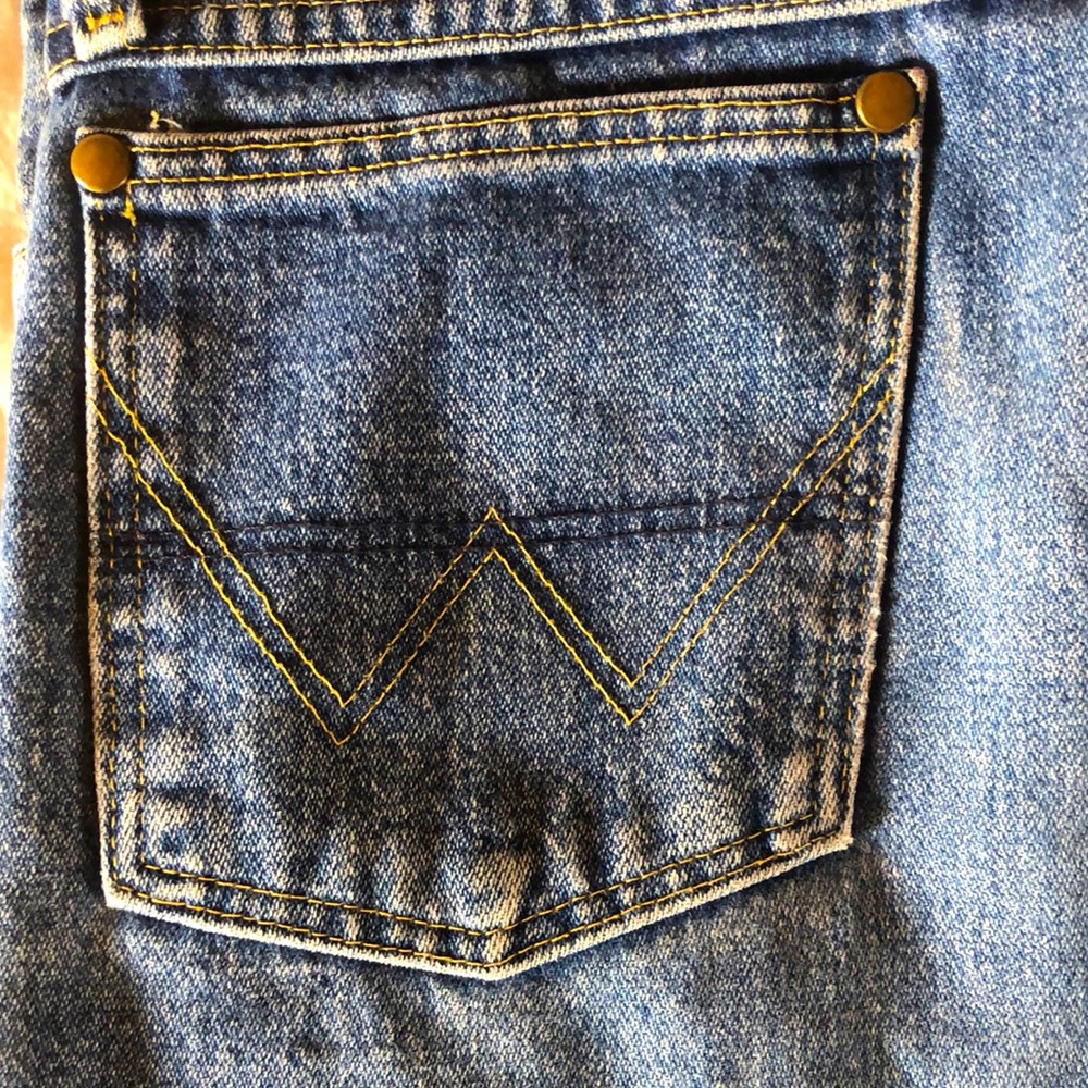 George Strait Cowboy Cut Collection Wranglers, 35 x 34, Blue